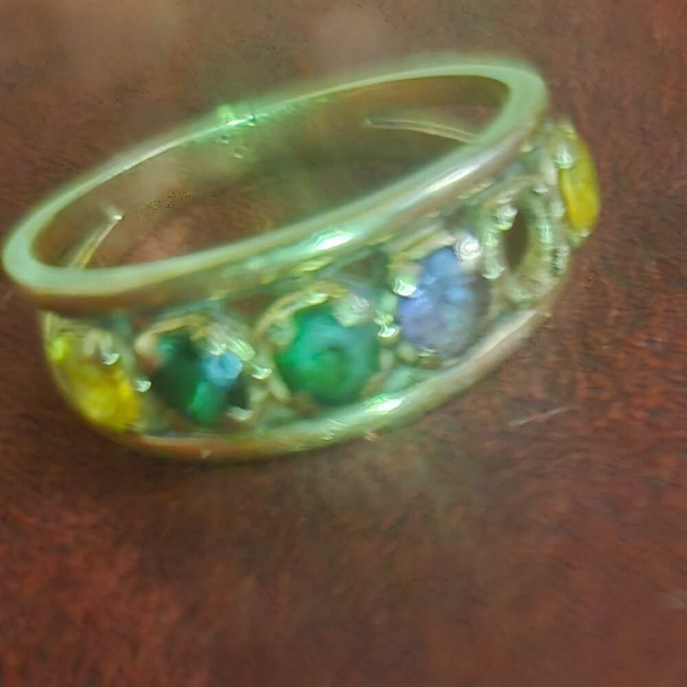 Vintage Gleamlight Mother's Ring